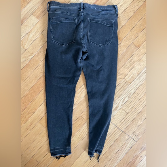 Express Mid rise super soft ankle legging - Picture 2 of 6